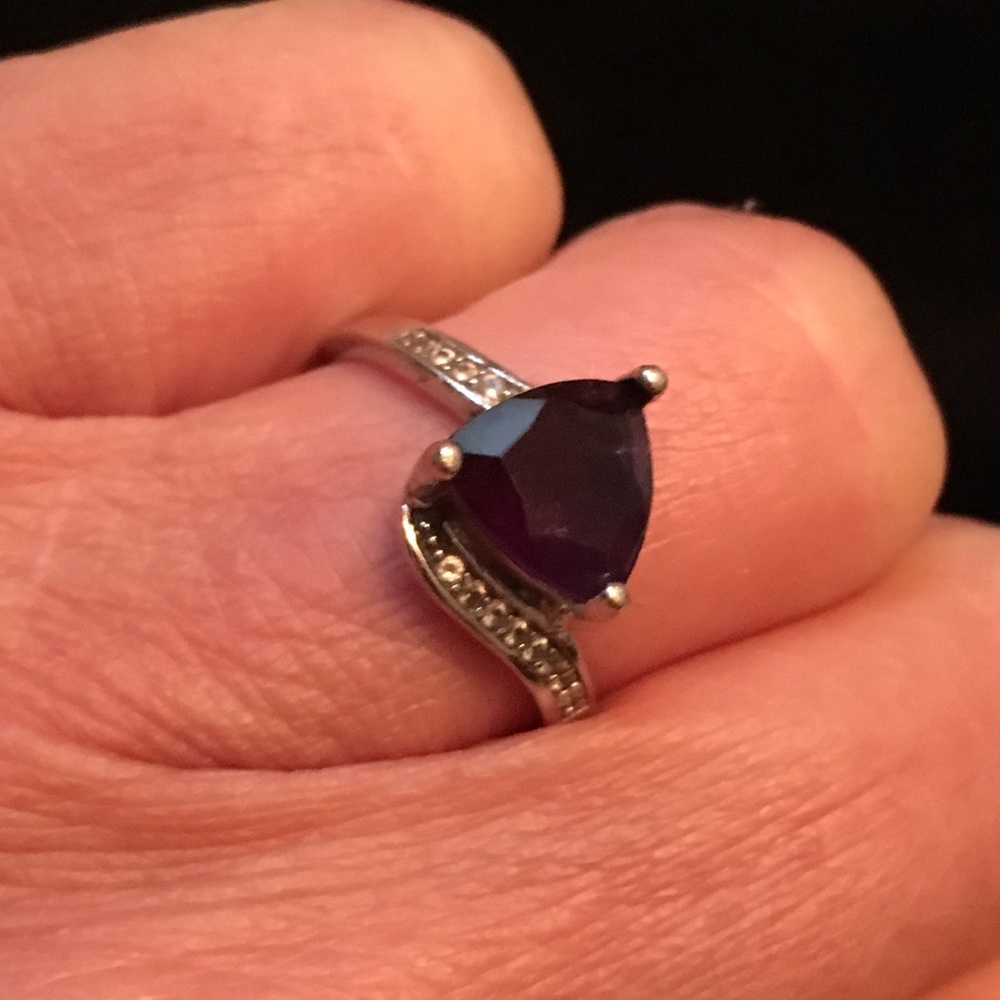 Dark amethyst ring